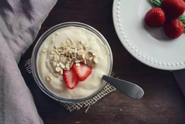 Yoghurt window coating proposed as emergency heatwave measure